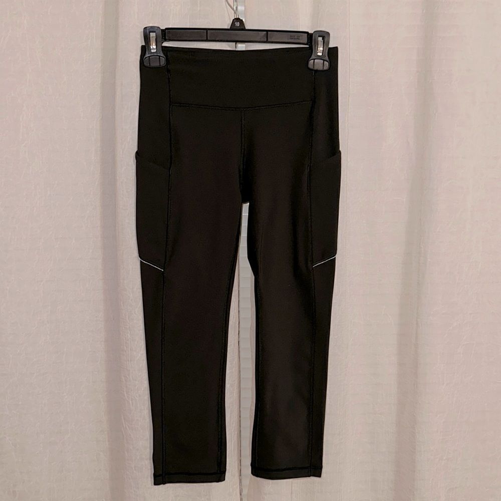 lululemon 4 Dark Green 21” Inseam Athletic Workout Leggings with Pockets